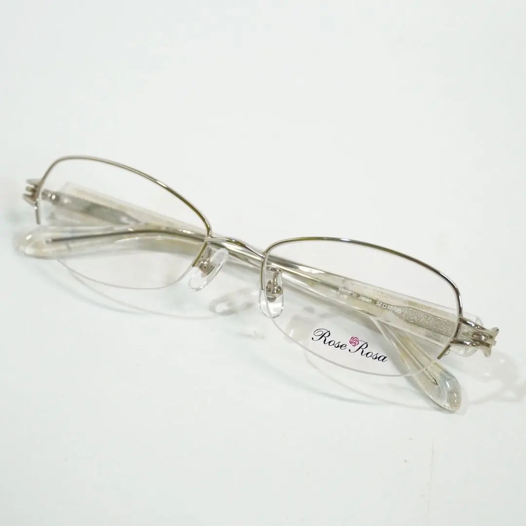 Brand new, unused RoseRosa A luxurious eyeglass frame with beautiful side design, silver