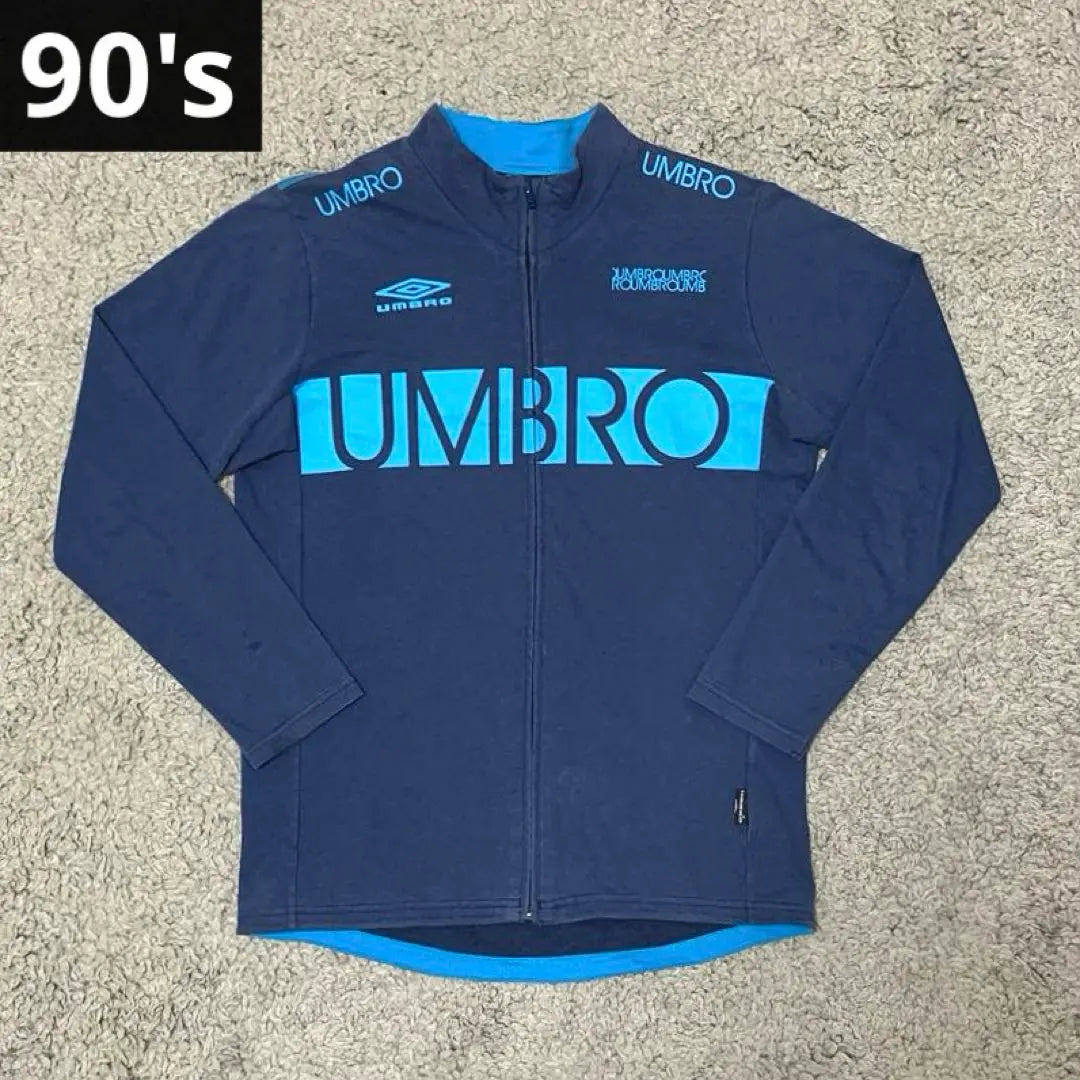 Archivo de camisetas con cremallera UMBRO de los años 90, ropa antigua vintage Y2K