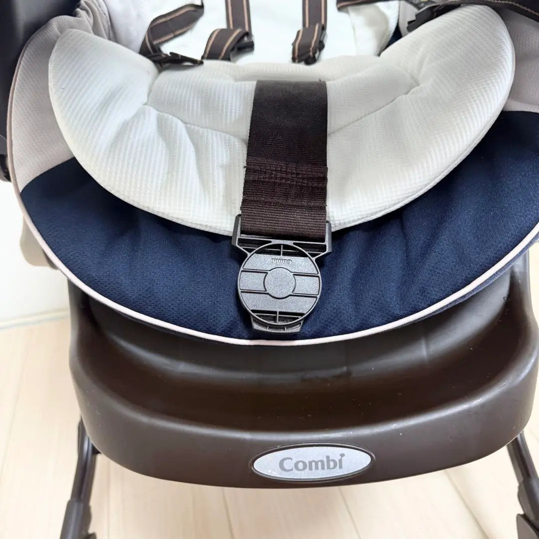 <combi> Baby products manual baby rack baby chair