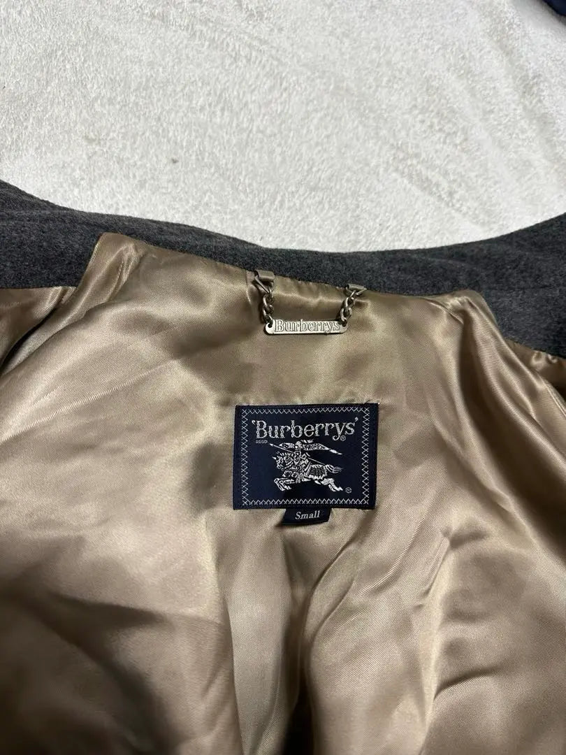 Chaqueta harrington de lana BURBERRY con cuello alto y cierre de cremallera en buen estado