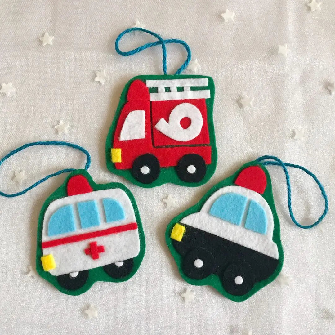 ʚ(⚆˛⚆)ɞ Vehicle Ornament Set of 8