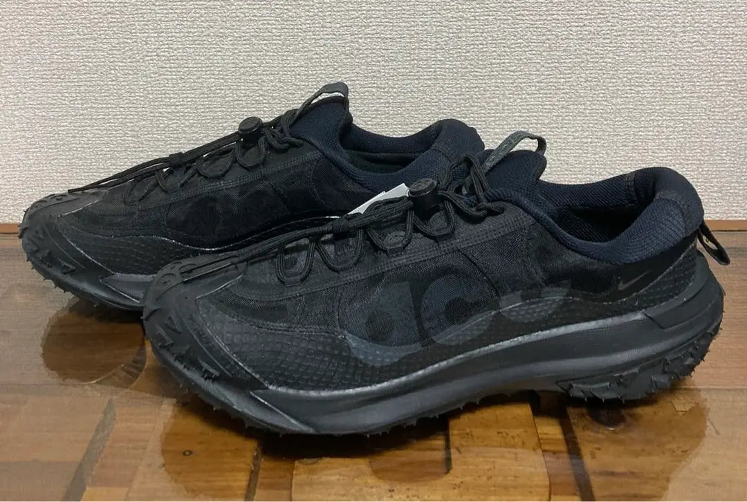 Not used Nike ACG Mountain Fly 2 Low Black 30