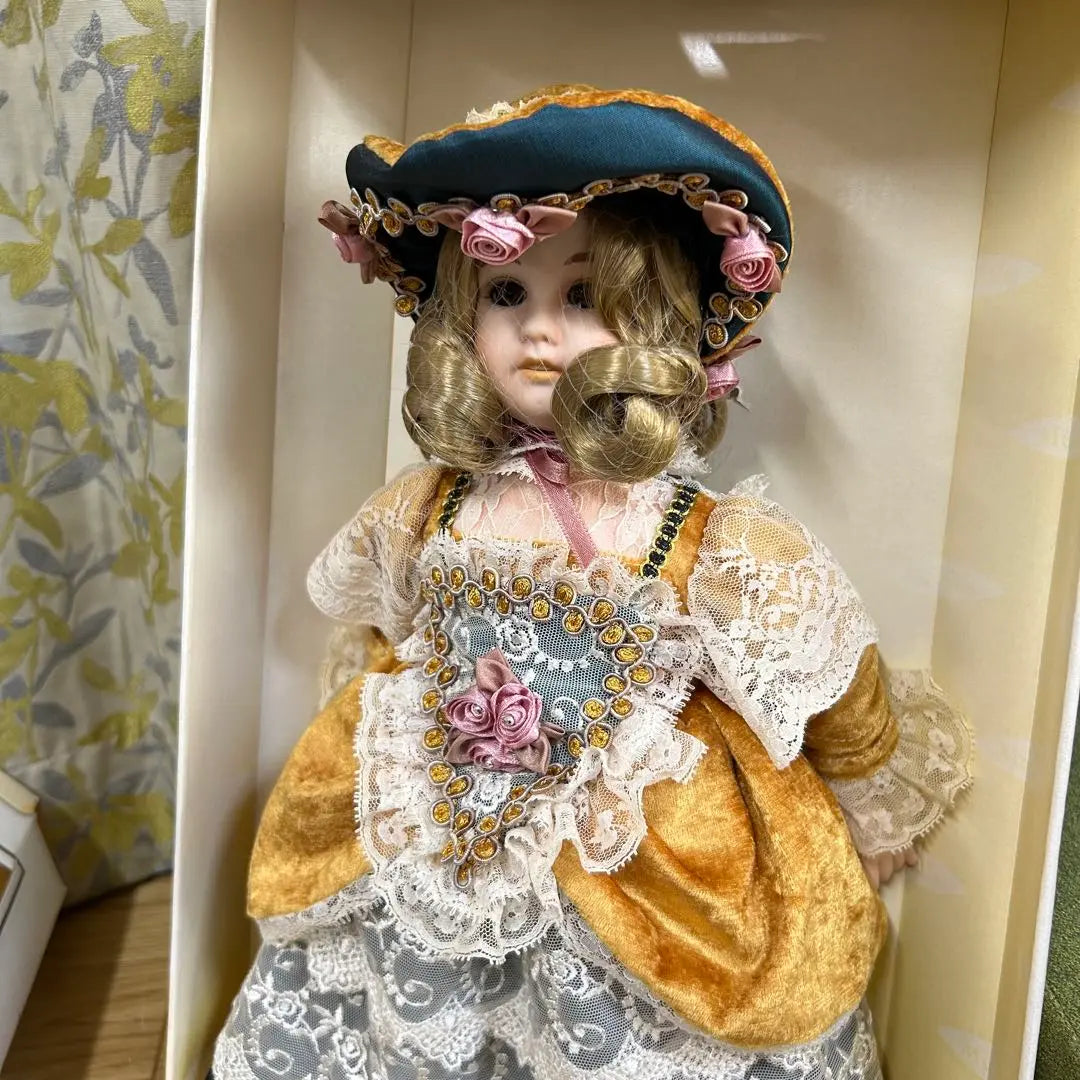 Mundia Bisque Doll French Doll