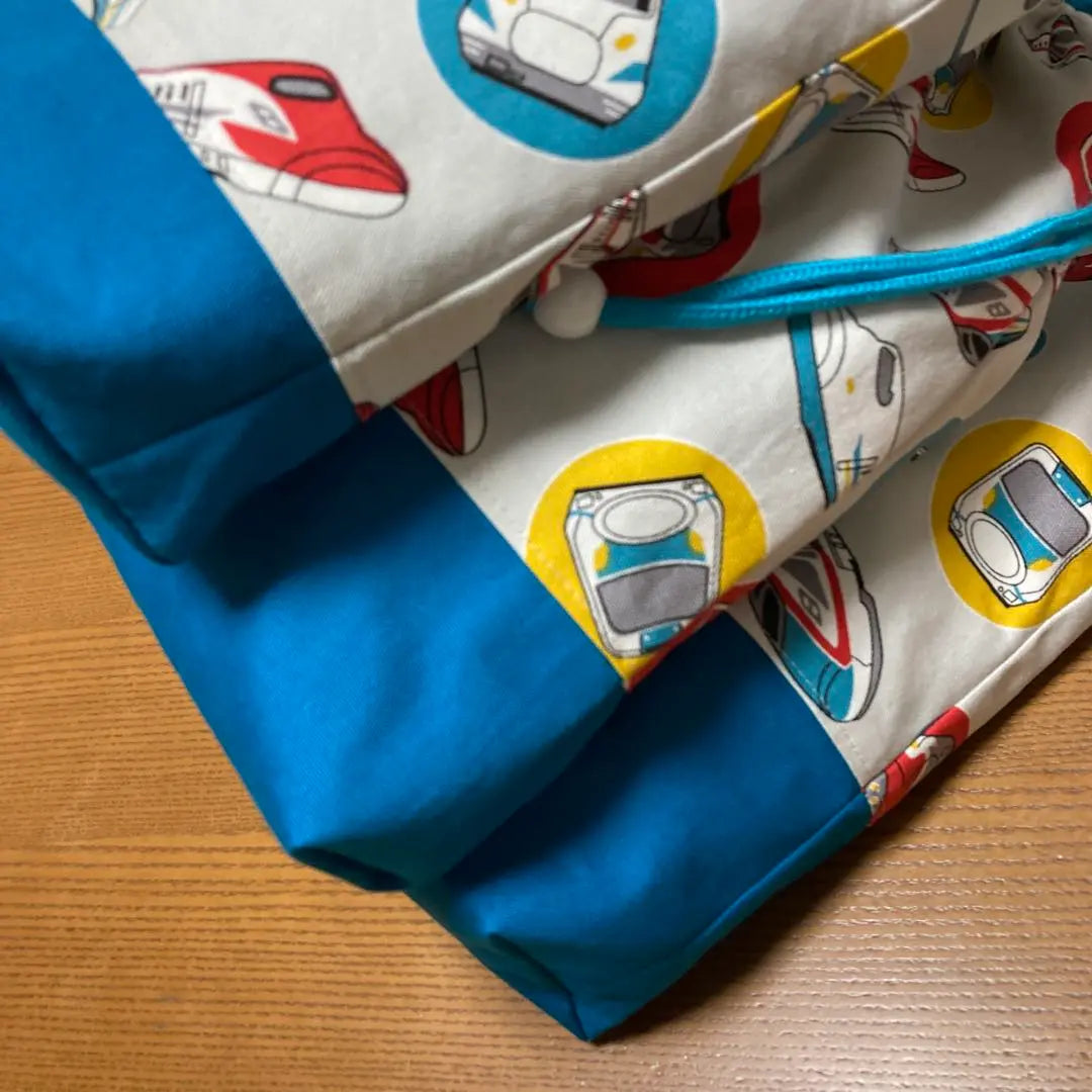 [Anonymous delivery] 6-piece set for kindergarten and school entrance, handbag, shoe bag, gymnastics uniform bag, etc., vehicle pattern, kindergarten and school entrance, school entrance, school entrance | 【匿名配送】入園入学6点セット　手提げ袋　靴袋　体操服袋等　乗り物柄　入園入学