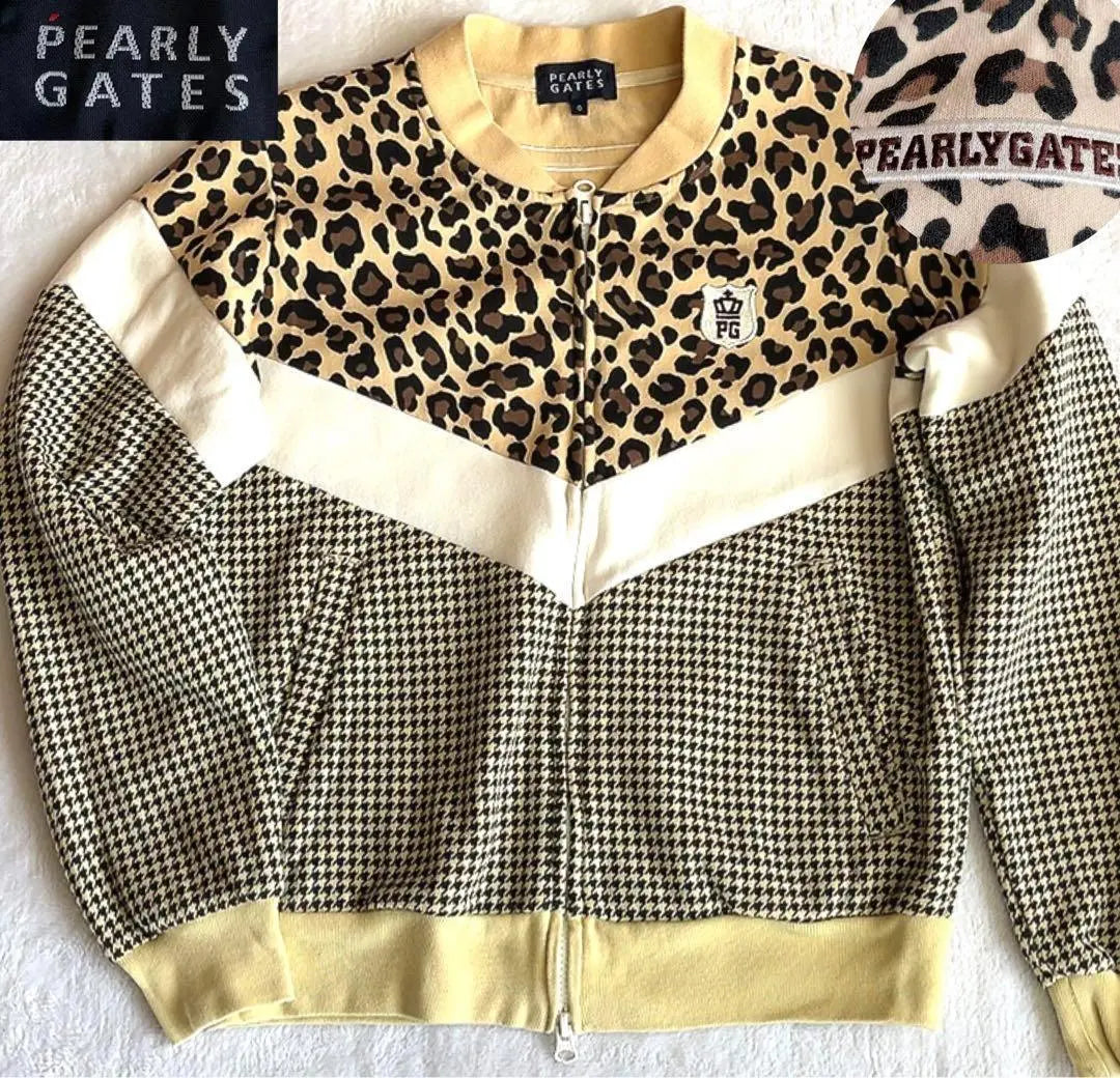 Chaqueta de punto Pearly Gates en buen estado, estilo blusón, estampado pata de gallo, color beige y leopardo