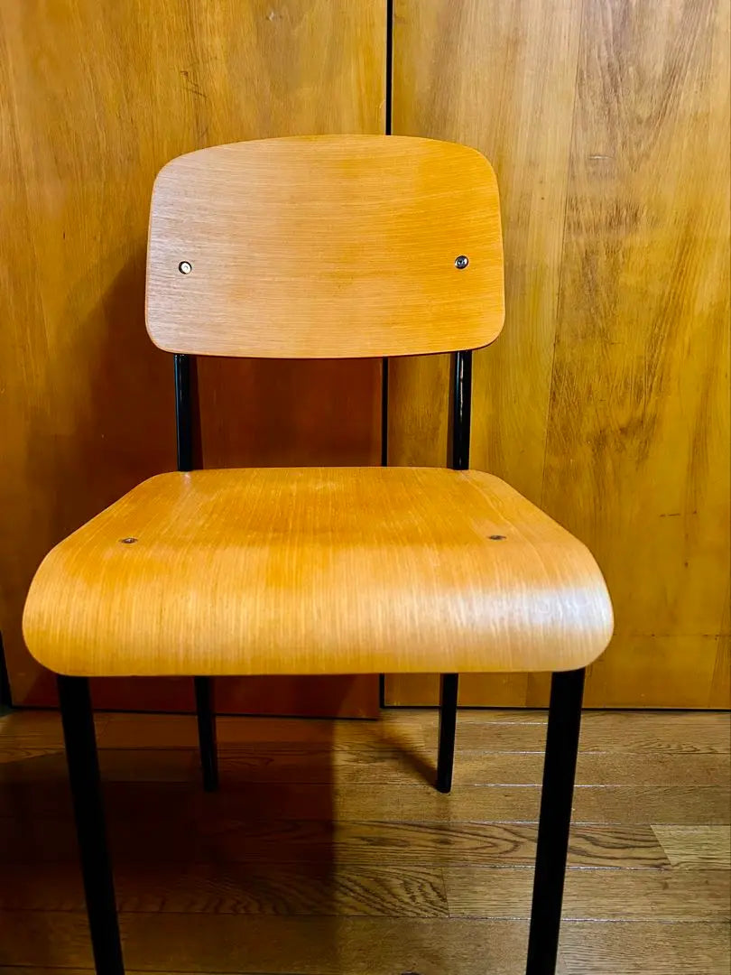 Nuevo conjunto clásico de 2 sillas STANDARD CHAIR de Jean Prouve reimpresión