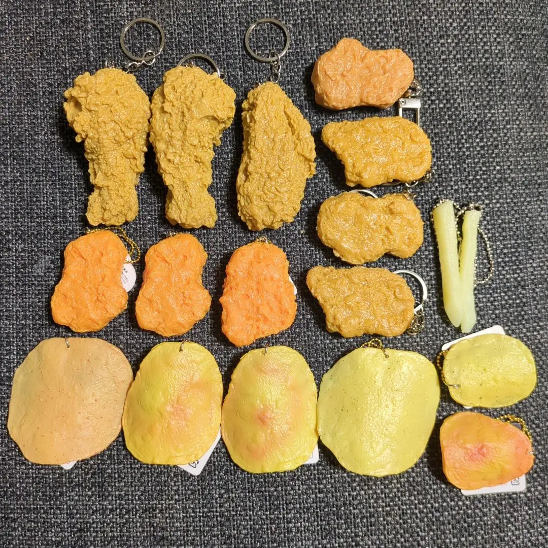 [Same-day shipping] 18-piece set/Fried chicken chicken nugget keychain | 【即日発送】18こセット／フライドチキン　チキンナゲット　キーホルダー