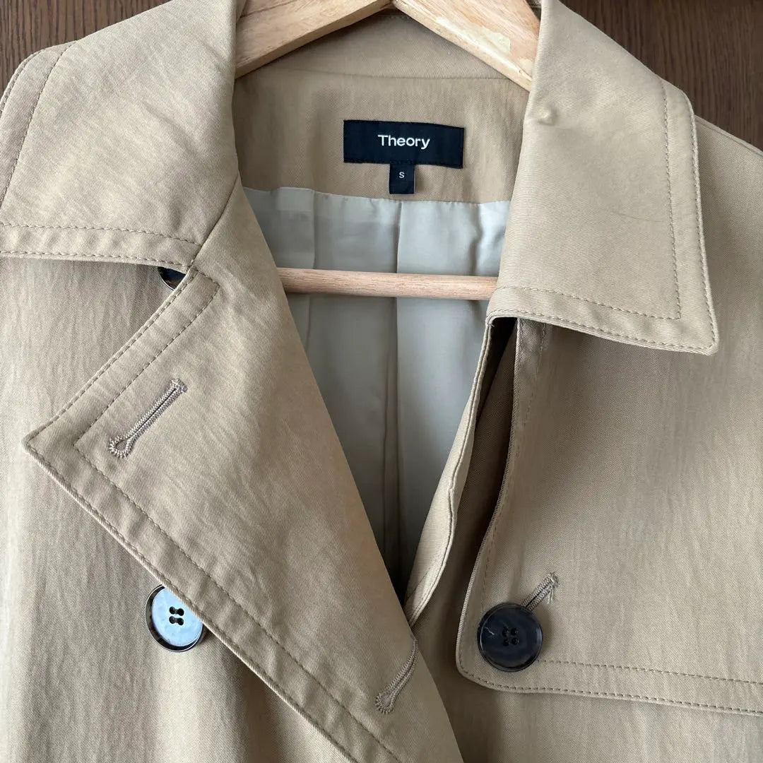 Theory Trench Coat Size S