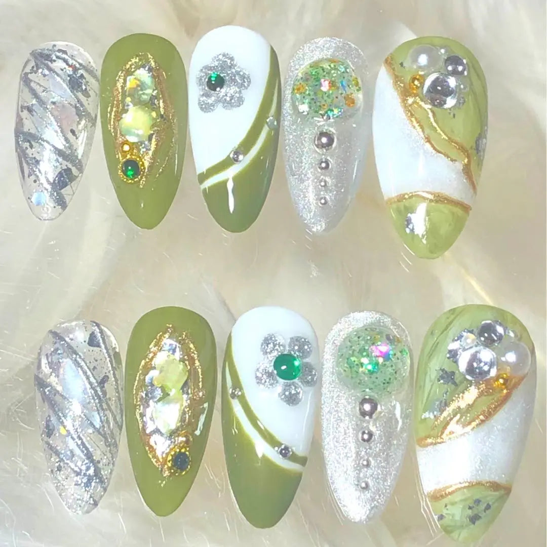 #154 Nuance Nail Green Puffy Flower Shell