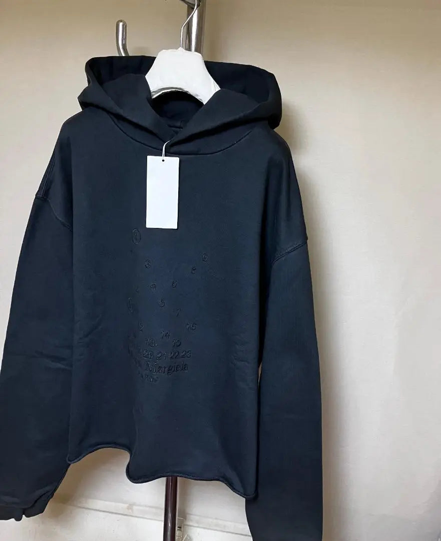 New L 23ss Margiela Logo Embroidery Parka Black 4764