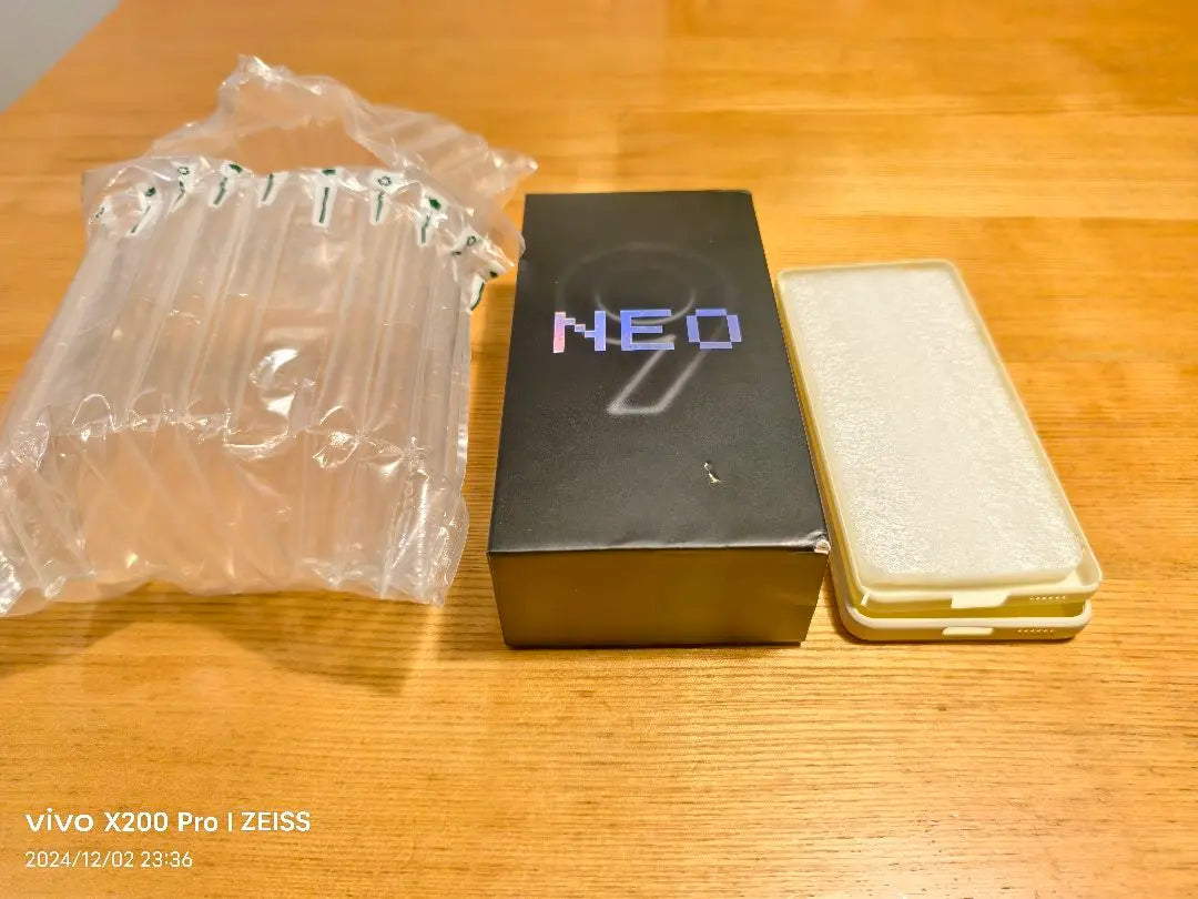 Utilice productos hermosos Utilice Vivo IQOO NEO 9s Pro poco profundo con bono blanco