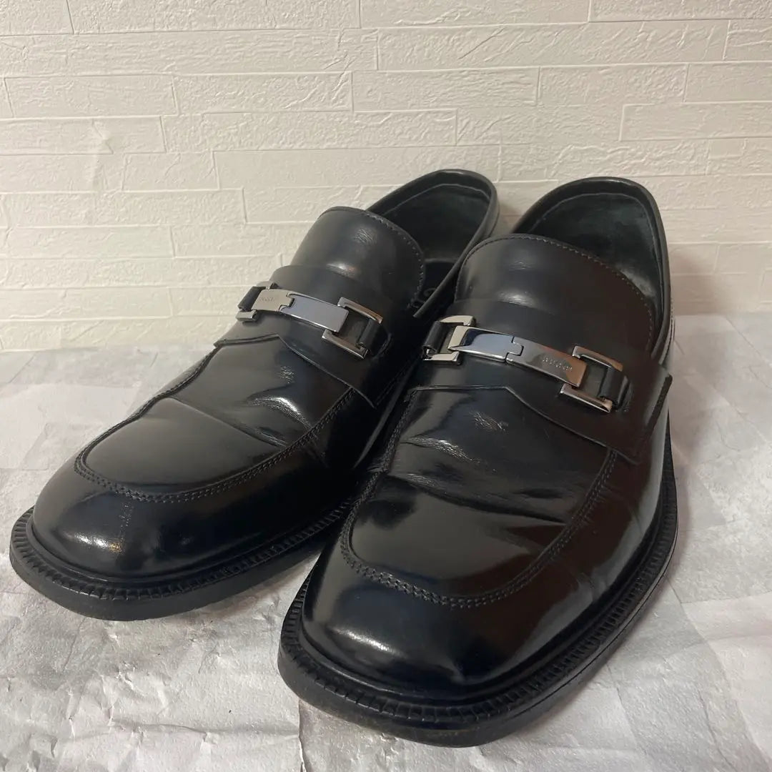 ⭐︎Good condition GUCCI black leather loafers with metal buckle 25cm