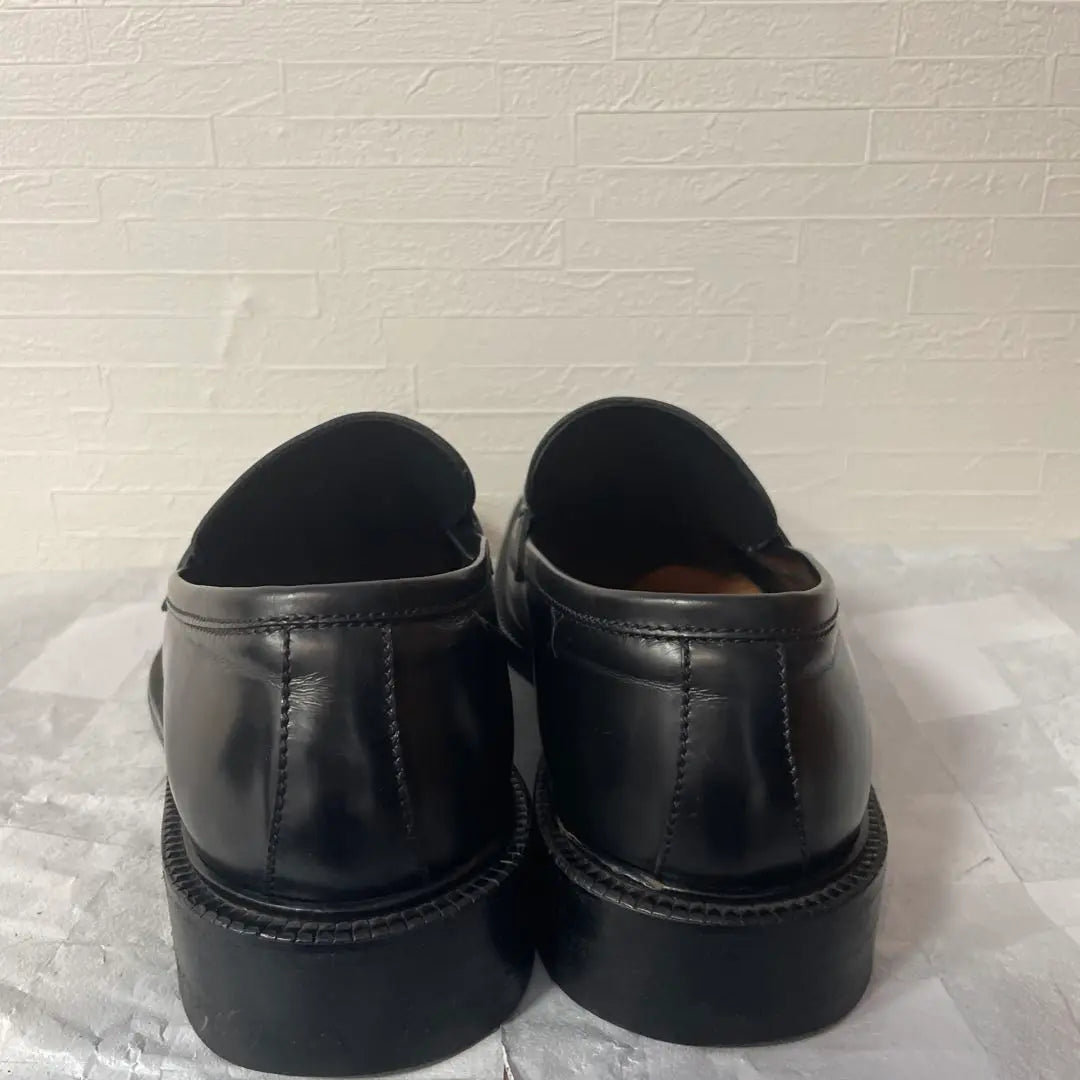 ⭐︎Good condition GUCCI black leather loafers with metal buckle 25cm