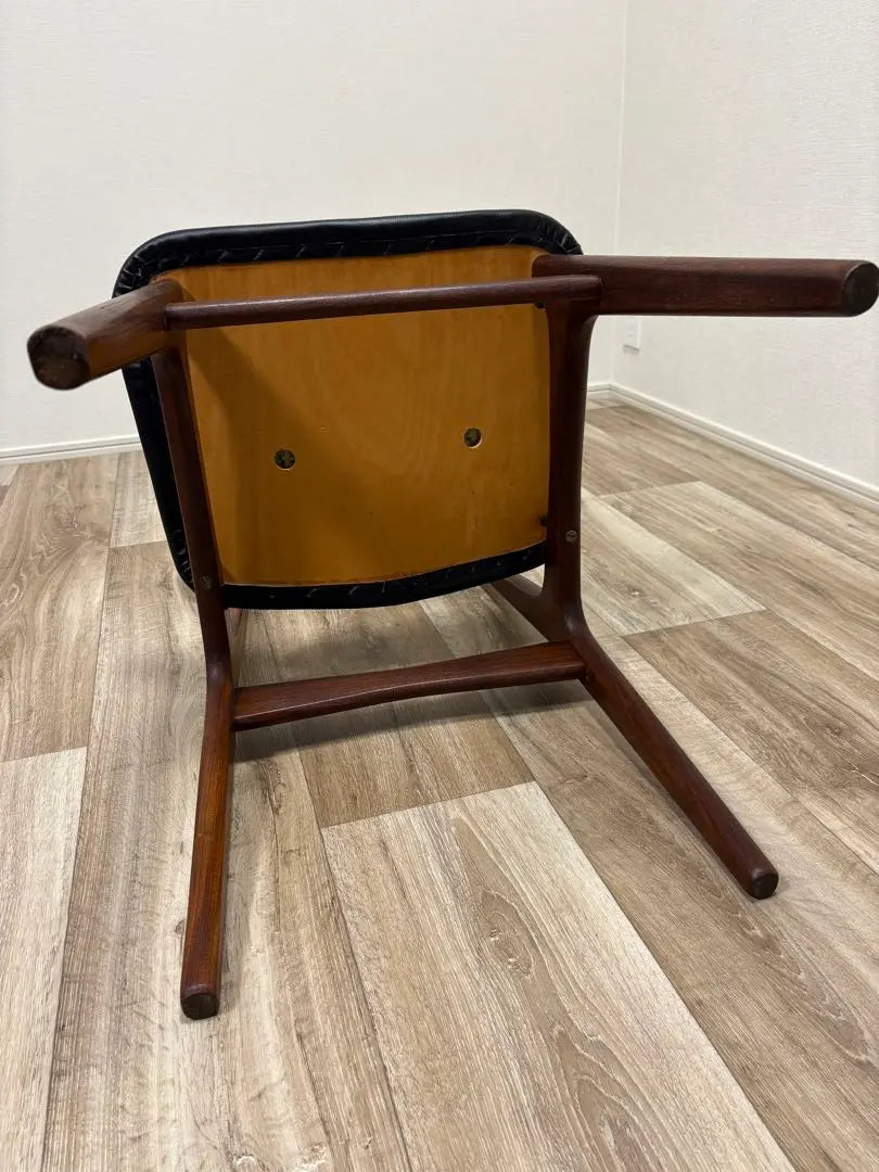 Silla de comedor vintage de teca de Dinamarca, diseño escandinavo