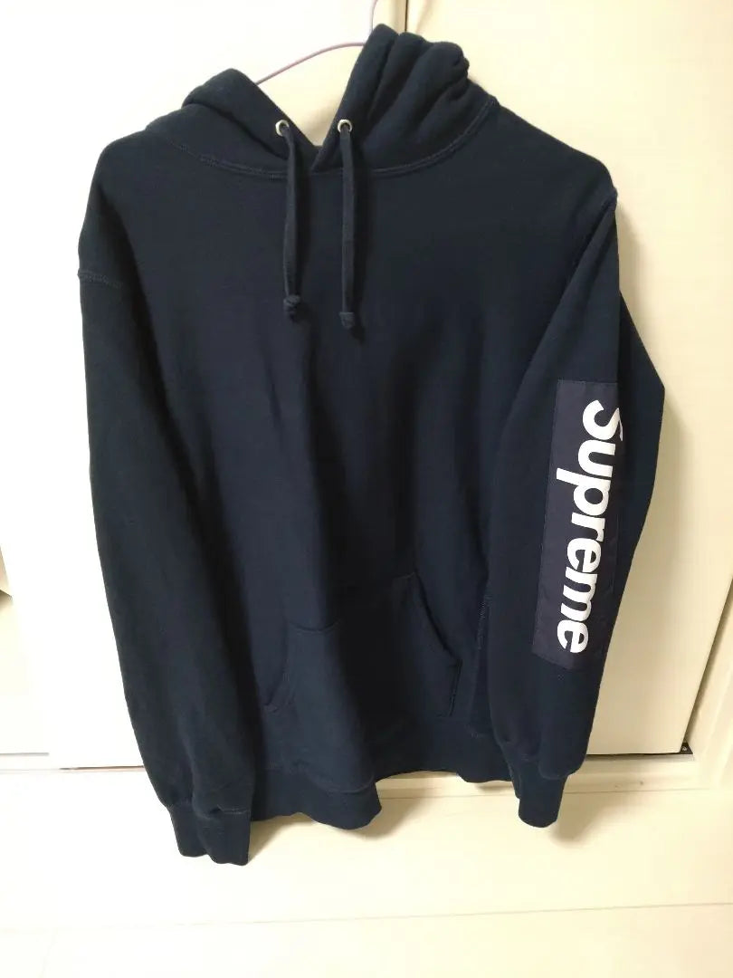 SUPREME　Sleeve　Patch　Hooded