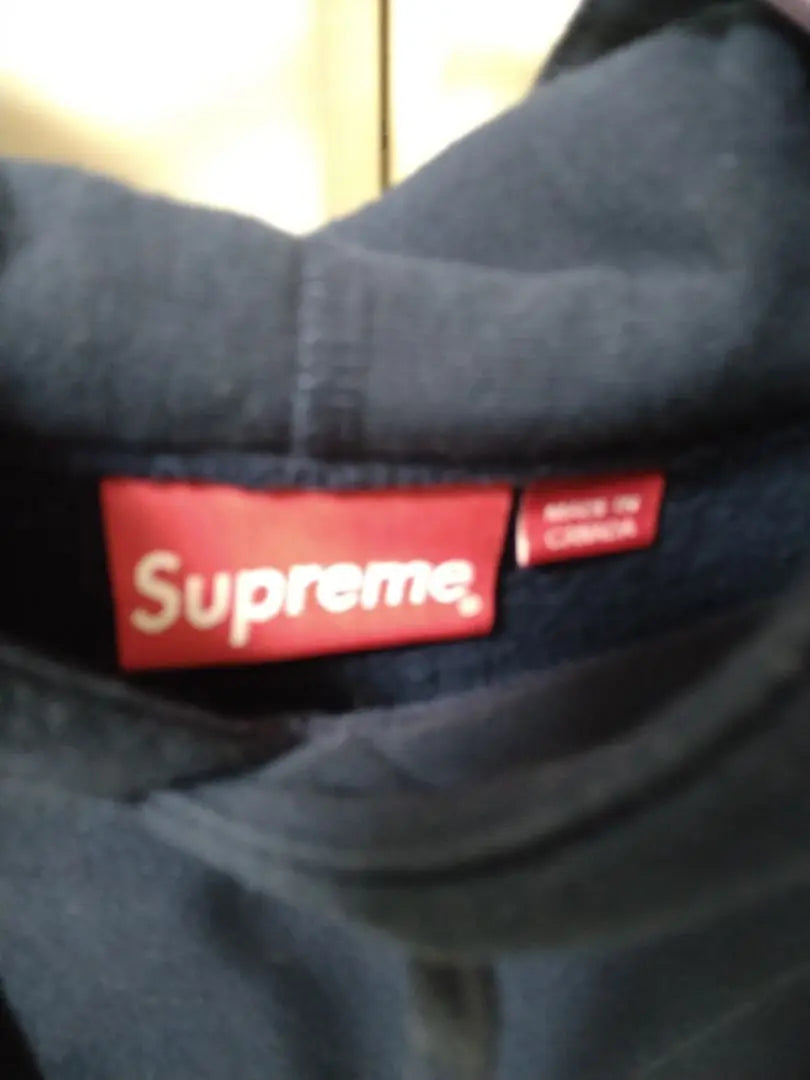 SUPREME　Sleeve　Patch　Hooded