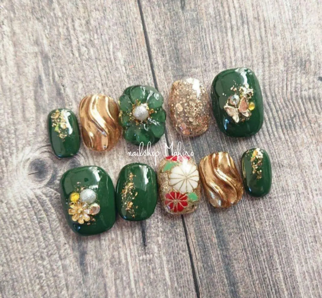 Color can be changed☆ Coming of Age Ceremony Furisode Nails Japanese Pattern Nail Tip Green