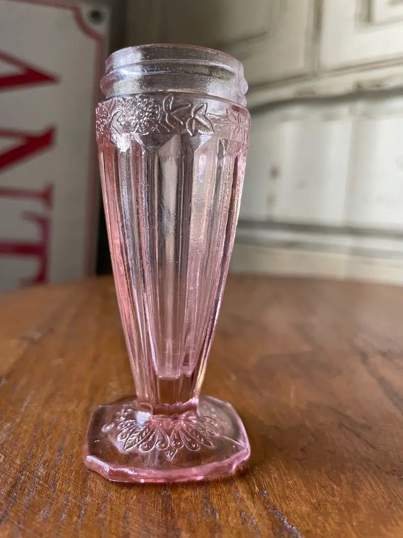 Antique Depletion Glass Glass Pink Shaker D Salt Seasoning