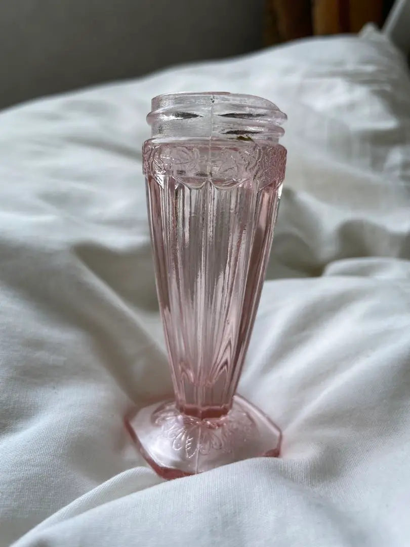 Antique Depletion Glass Glass Pink Shaker D Salt Seasoning