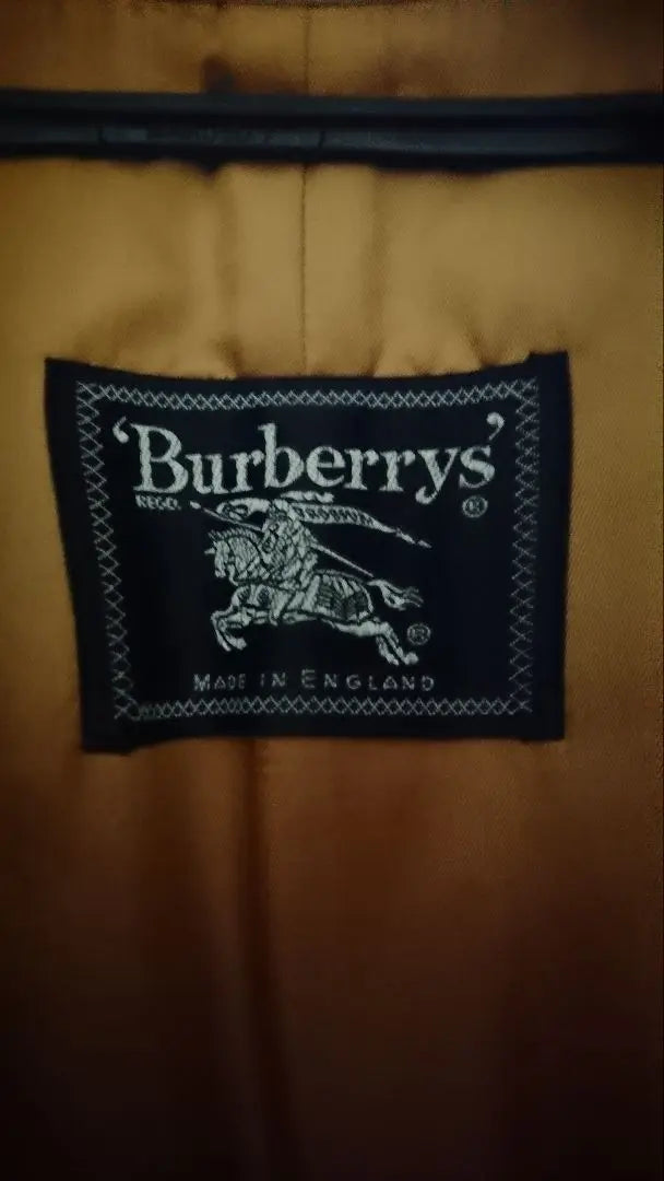 Gabardina Burberry [auténtica/en buen estado]