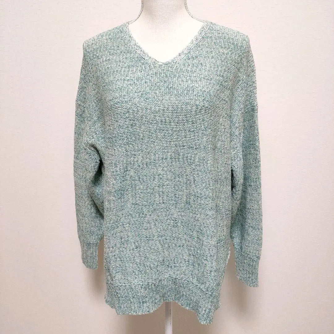 Kate Ecru [LL] Knit sweater V-neck rib drop shoulder