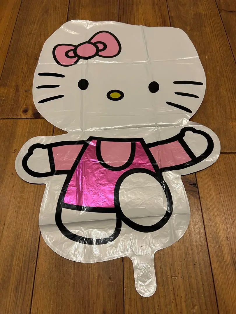 Set de globos de Hello Kitty para cumpleaños