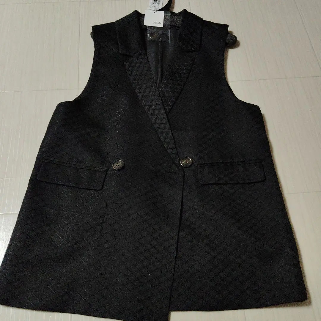 Ample Jacquard Tailored Gilet Black