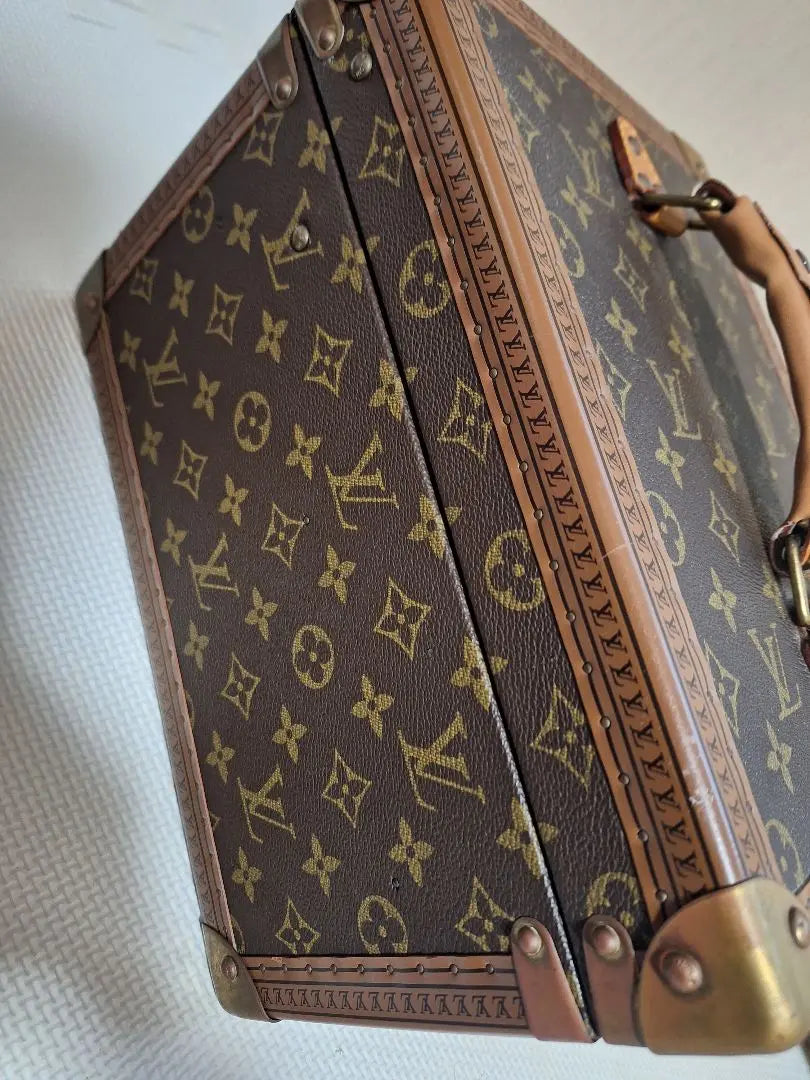 LOUIS VUITTON Makeup Box Monogram Bowit M21828 Trunk