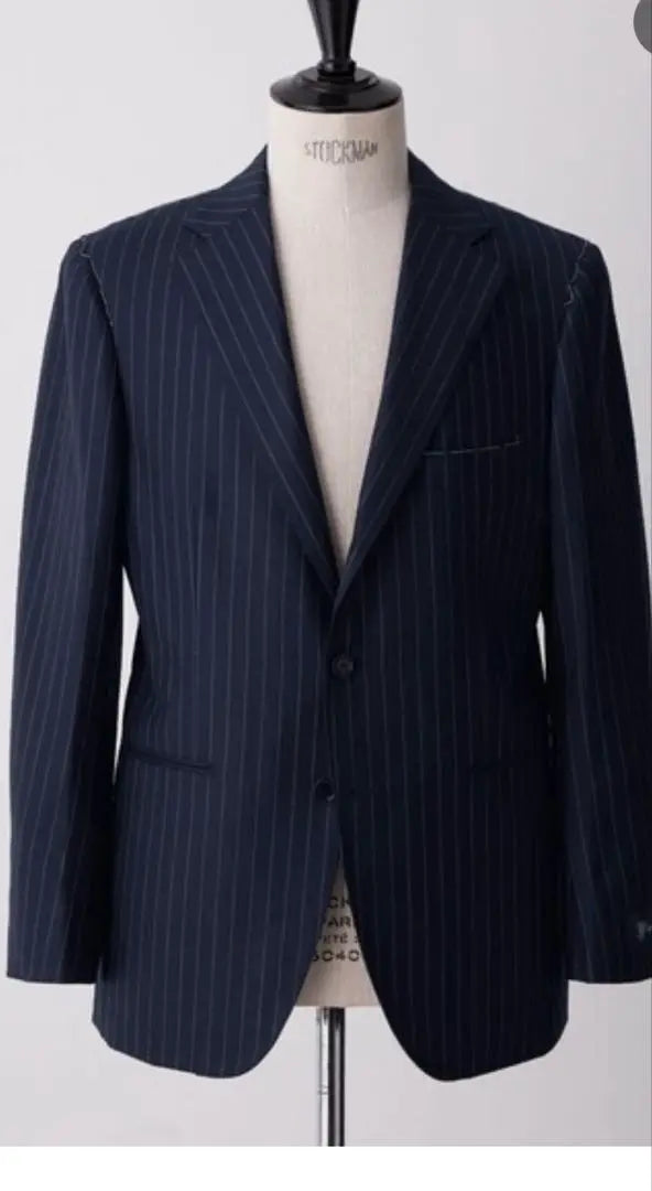 [Regular price: approximately 120,000 yen] SOVEREIGN striped suit navy size 42