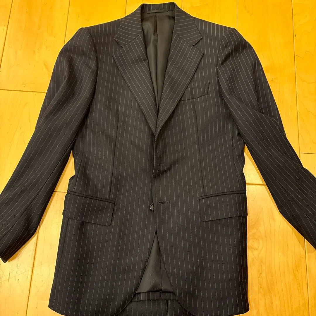 [Regular price: approximately 120,000 yen] SOVEREIGN striped suit navy size 42