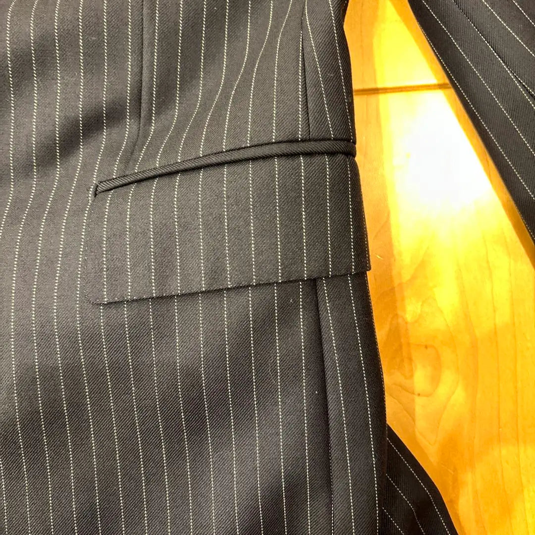 [Regular price: approximately 120,000 yen] SOVEREIGN striped suit navy size 42