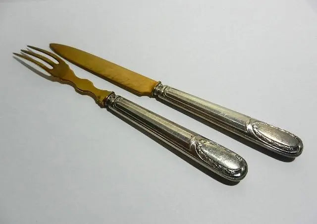 Beautiful brass knives and forks (for desserts and hors d'oeuvres)