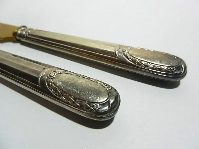 Beautiful brass knives and forks (for desserts and hors d'oeuvres)