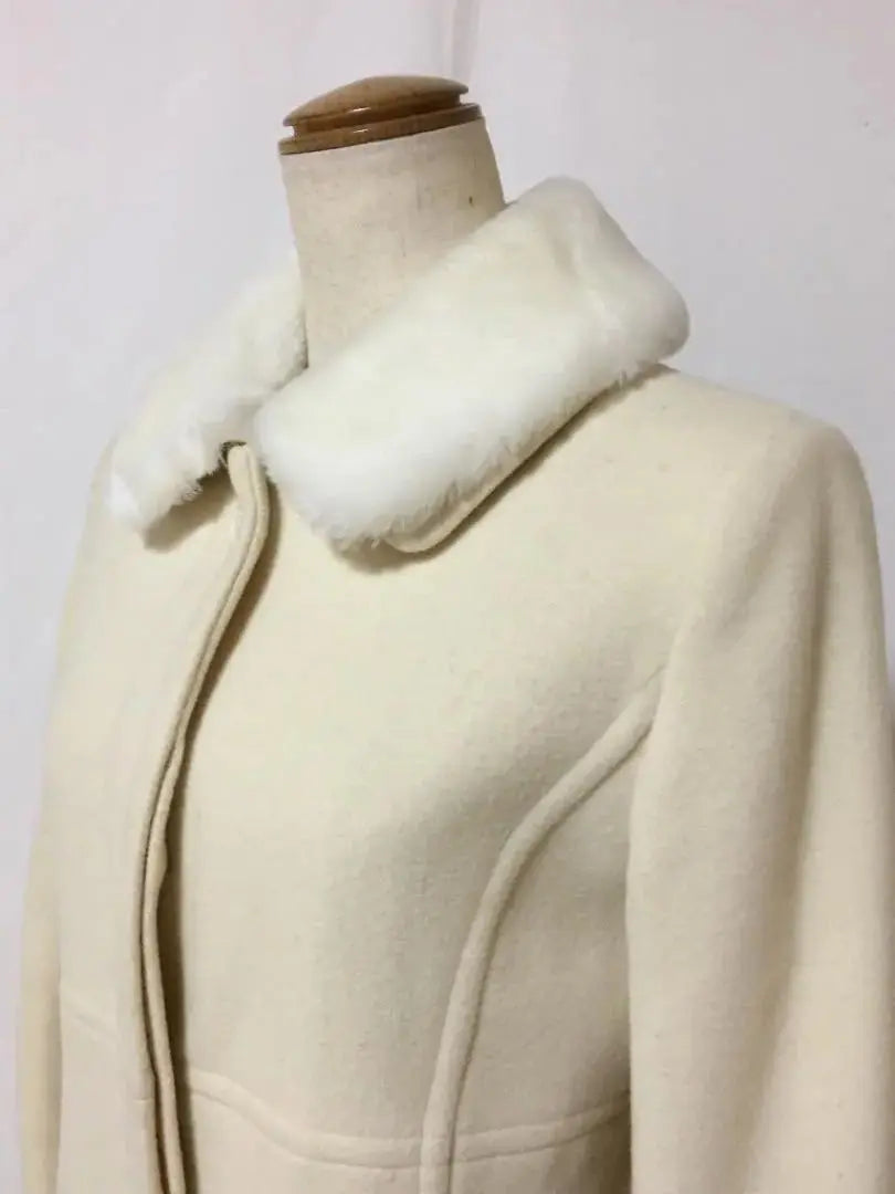 BURBERRY ♪ Wool coat with fur collar 150