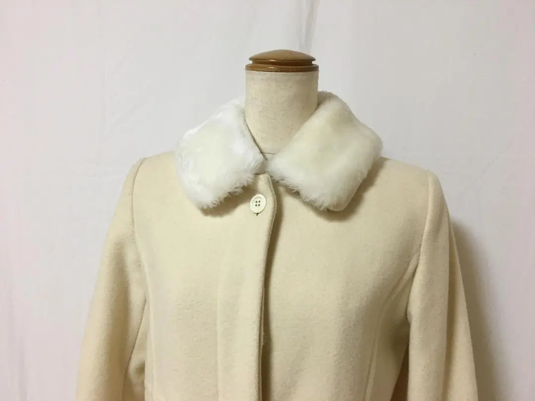 BURBERRY ♪ Wool coat with fur collar 150