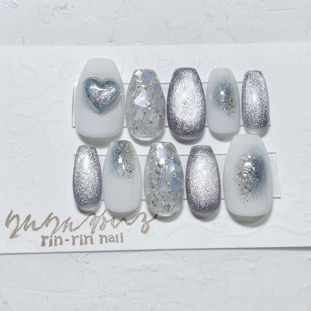 Dull Blue Nuance Magnet Nails Winter Girly Heart Glitter Shell | くすみブルーニュアンスマグネットネイル 冬 ガーリー ハート ラメ シェル