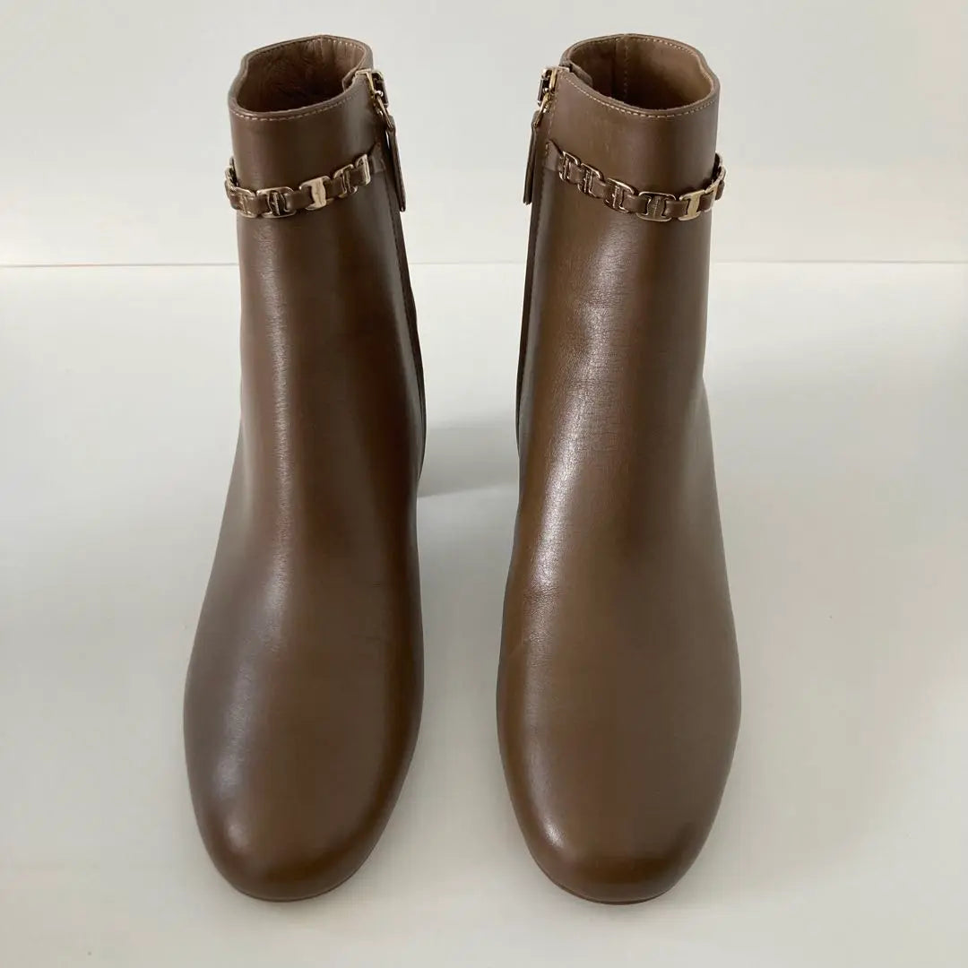 Salvatore Ferragamo Gancini Chain Boots