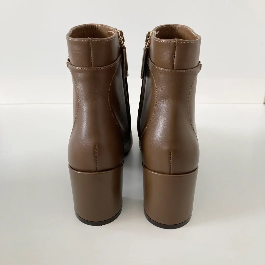 Salvatore Ferragamo Gancini Chain Boots