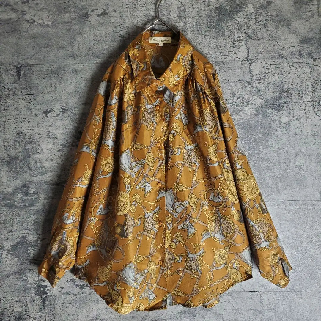 [Vintage] Vintage clothing, 100% silk, all-over pattern, scarf pattern, animal, khaki, retro