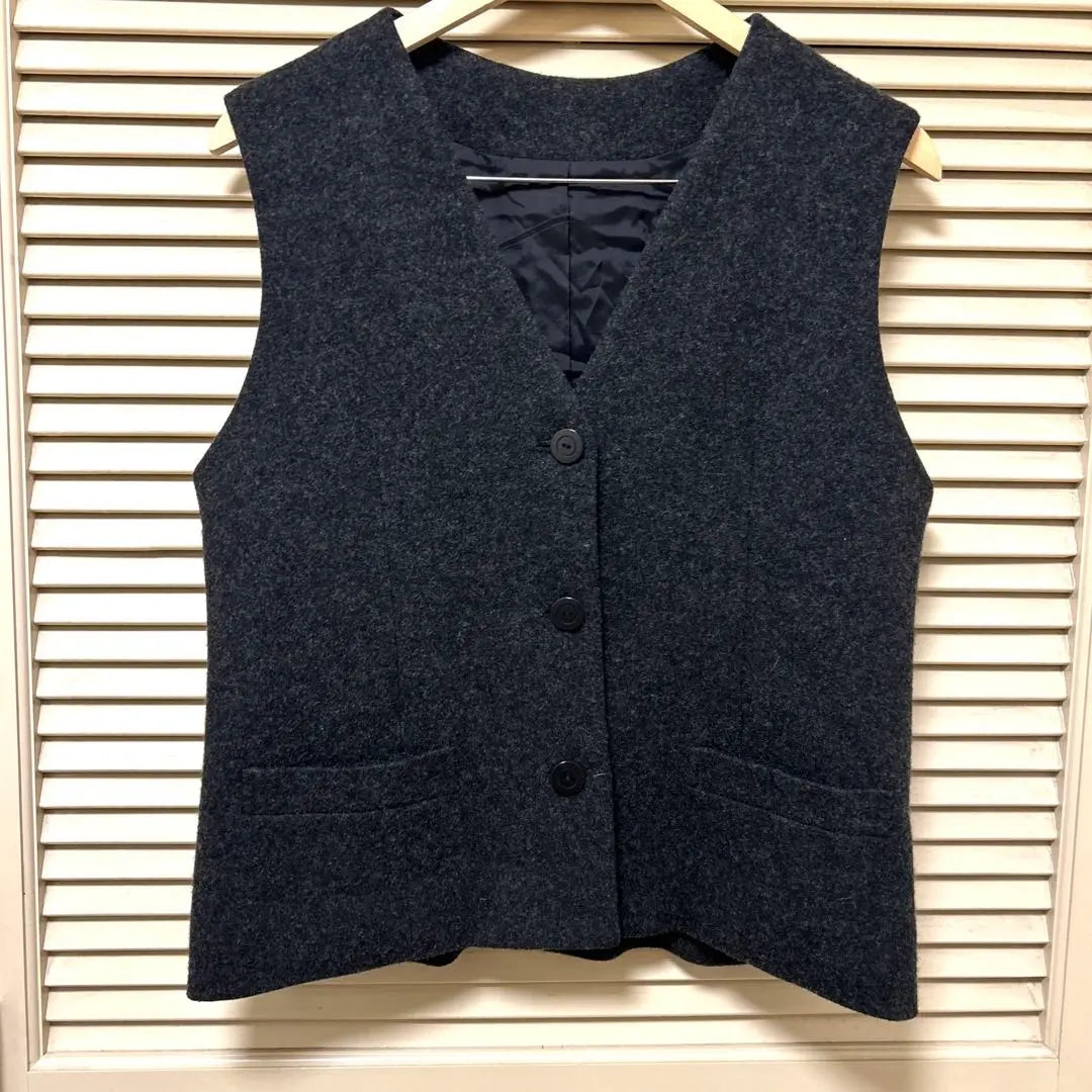 Wool blend dark gray collarless vest 47