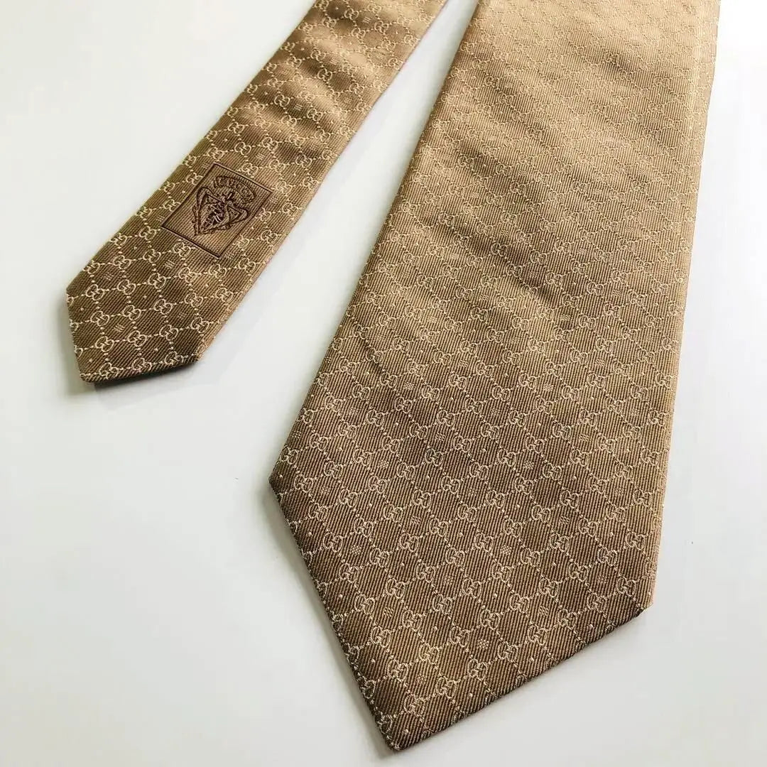 GUCCI tie crest pattern brown