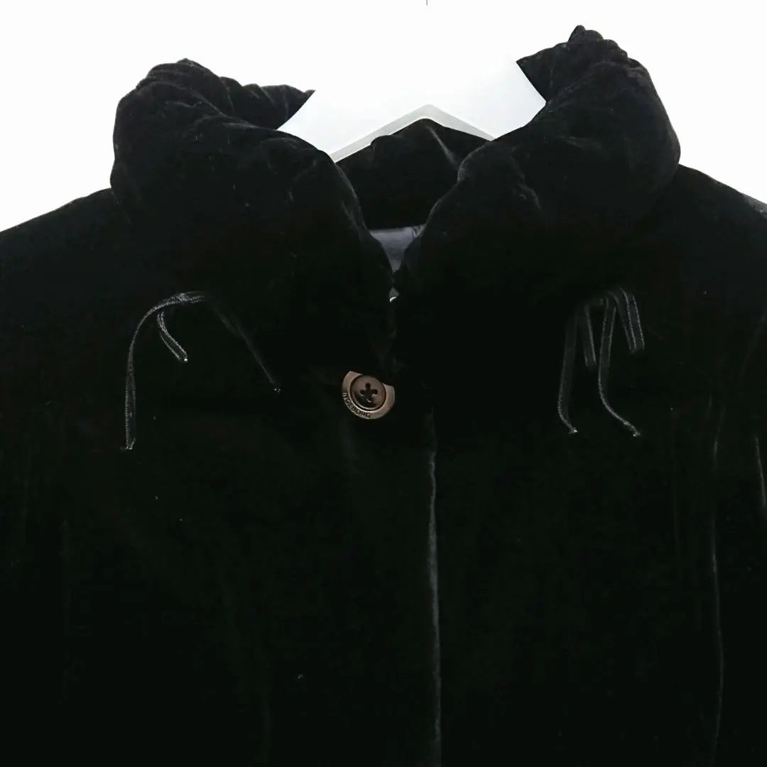 Beautiful condition Ingeborg velvet down jacket coat black black