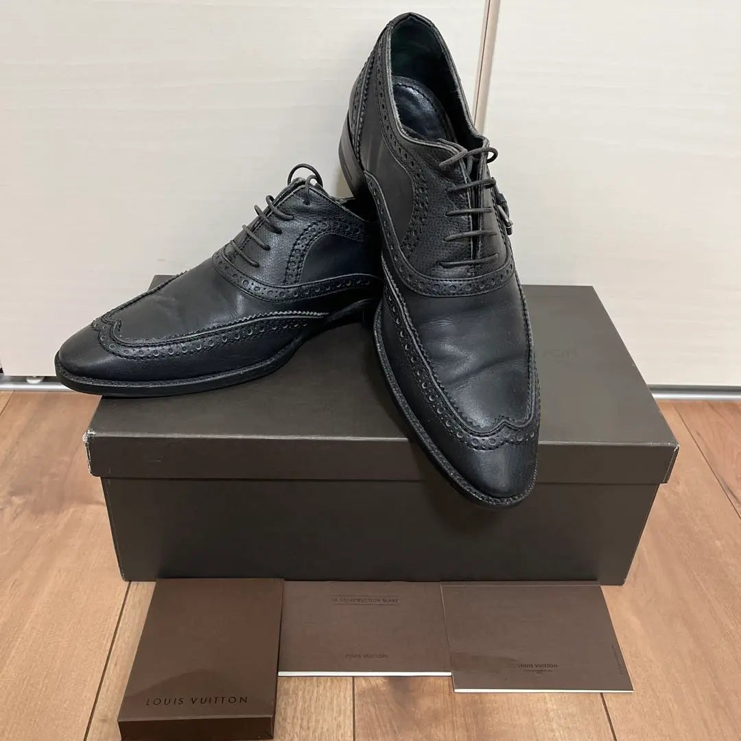 LOUIS VUITTON Wing tips, high-quality leather shoes, black