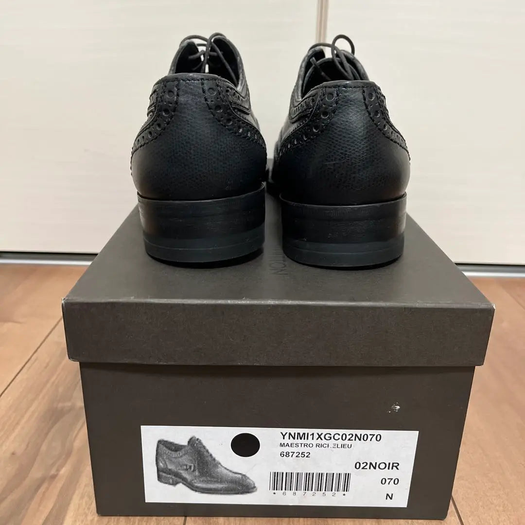 LOUIS VUITTON Wing tips, high-quality leather shoes, black