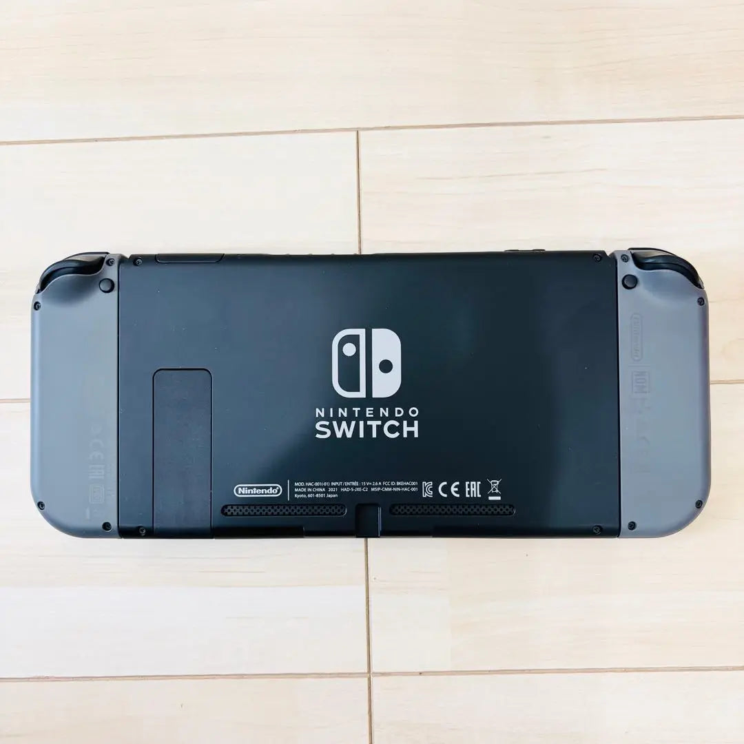 [Casi sin usar] Unidad principal de Nintendo Switch versión reforzada con batería gris