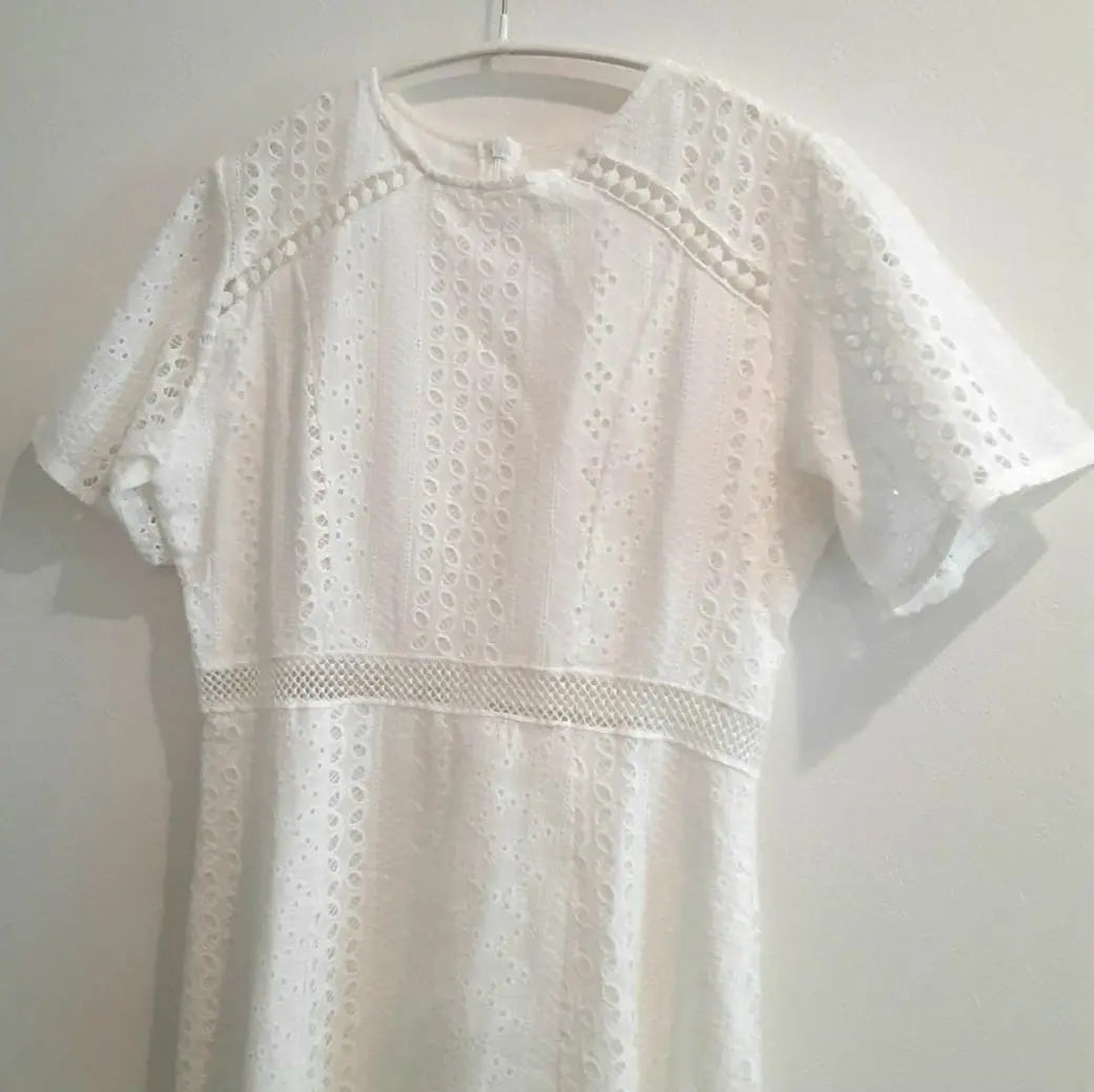 ○ New unused item ○ ECRIRE White Cotton Lace One Piece F | ○新品未使用品○ ECRIRE ホワイト コットンレースワンピース F