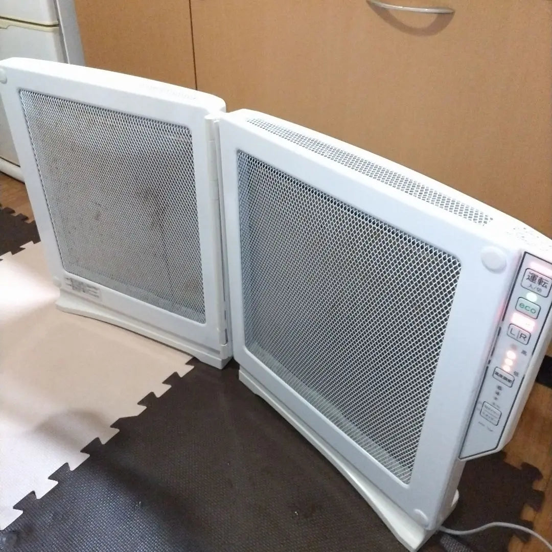 ★Damage★ Open/close type far infrared panel heater EPH120 Toyotomi | ★訳あり★　開閉式 遠赤外線パネルヒーター　EPH120 トヨトミ