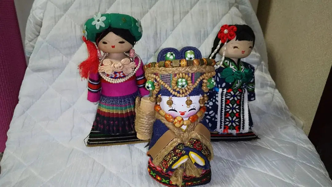 Three Taiwanese national dolls