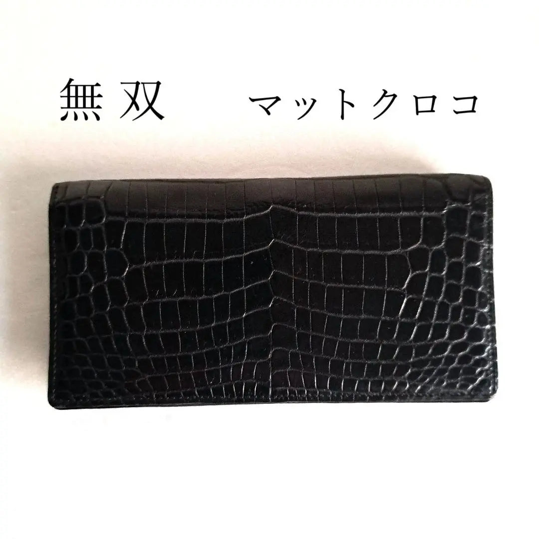 Cartera larga Musou Matte Crocodile con corte central en piel de cocodrilo negra A