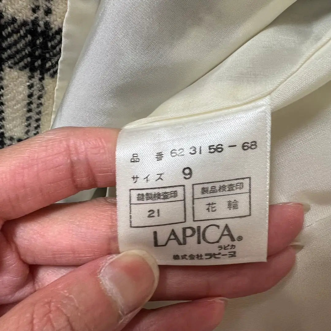 [LAPICA] Chaqueta entallada con estampado de cuadros LAPICA, talla M, en perfecto estado